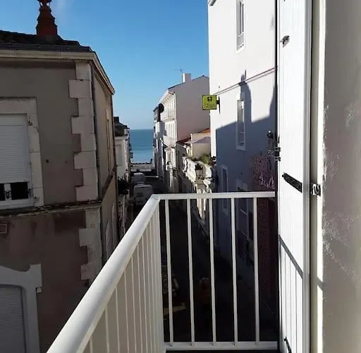Studio Vue Mer 1R Etage Avec Balcon