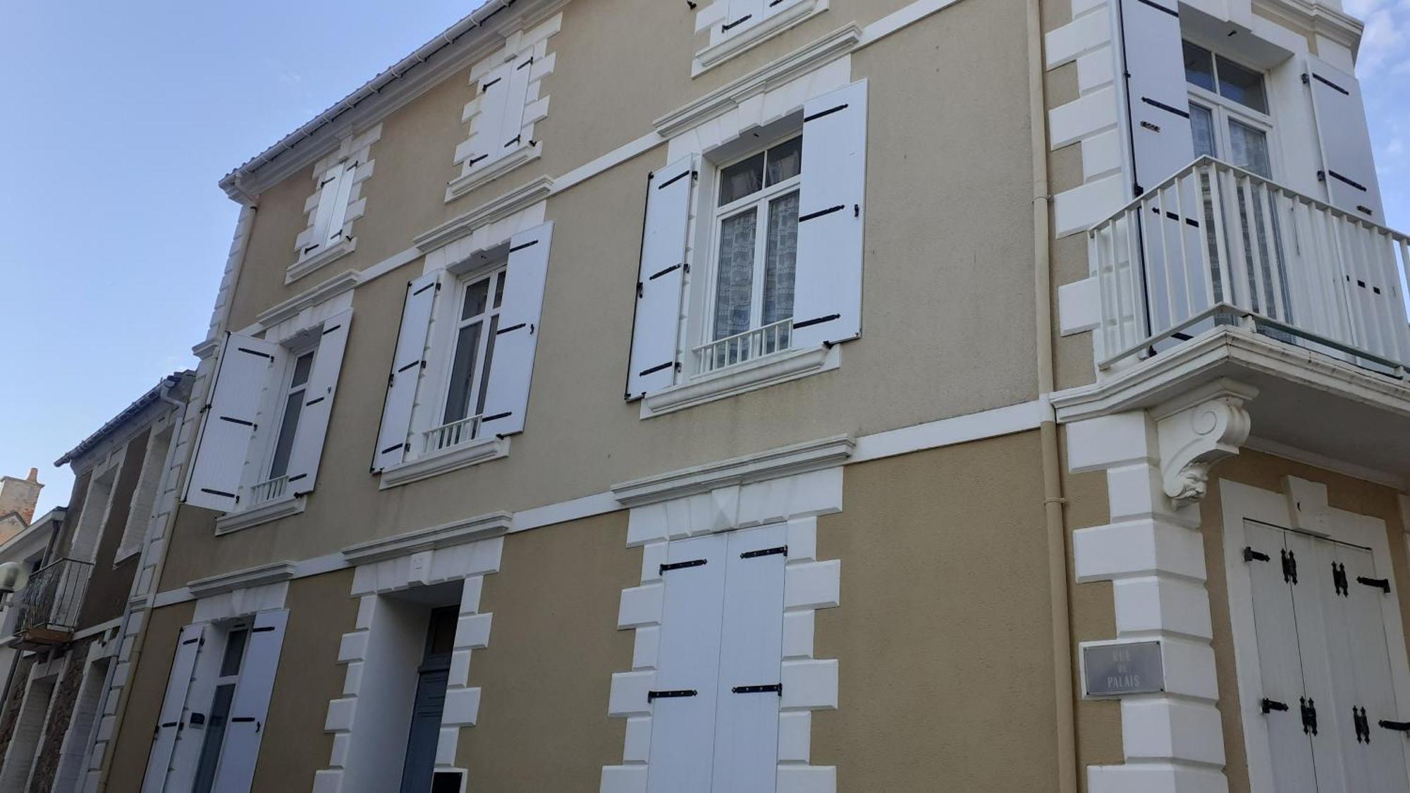 Vue 1r Etage Avec Balcon Apartment